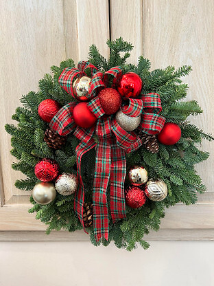 20&quot; Evergreen Decorated Wreath