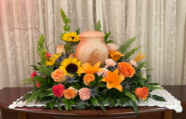 Urn - Blessed Remembrance Arrangement
